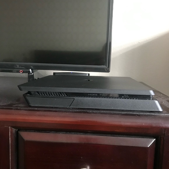 PS 4 Console, Lightly used, Charger, and 1 Controller - Picture 2 of 7